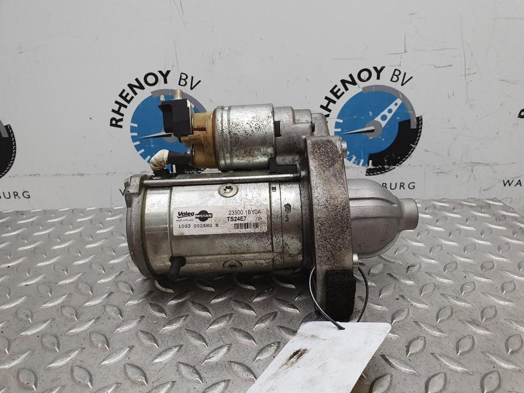 INFINITI QX70 STARTMOTOR 2013, Ophalen of Verzenden, Gebruikt, Stiba lid