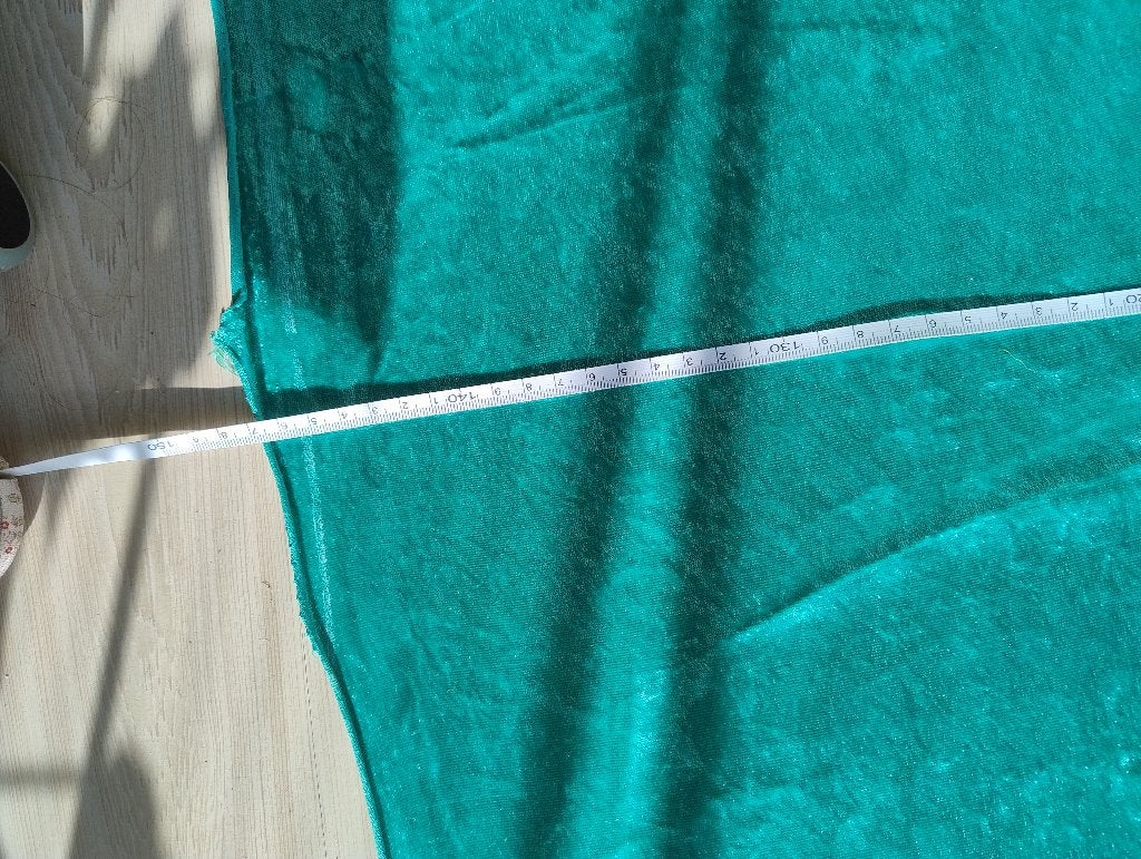 fluweel achtige stof, Hobby en Vrije tijd, Stoffen en Lappen, 120 cm of meer, Nieuw, Ophalen of Verzenden, Polyester