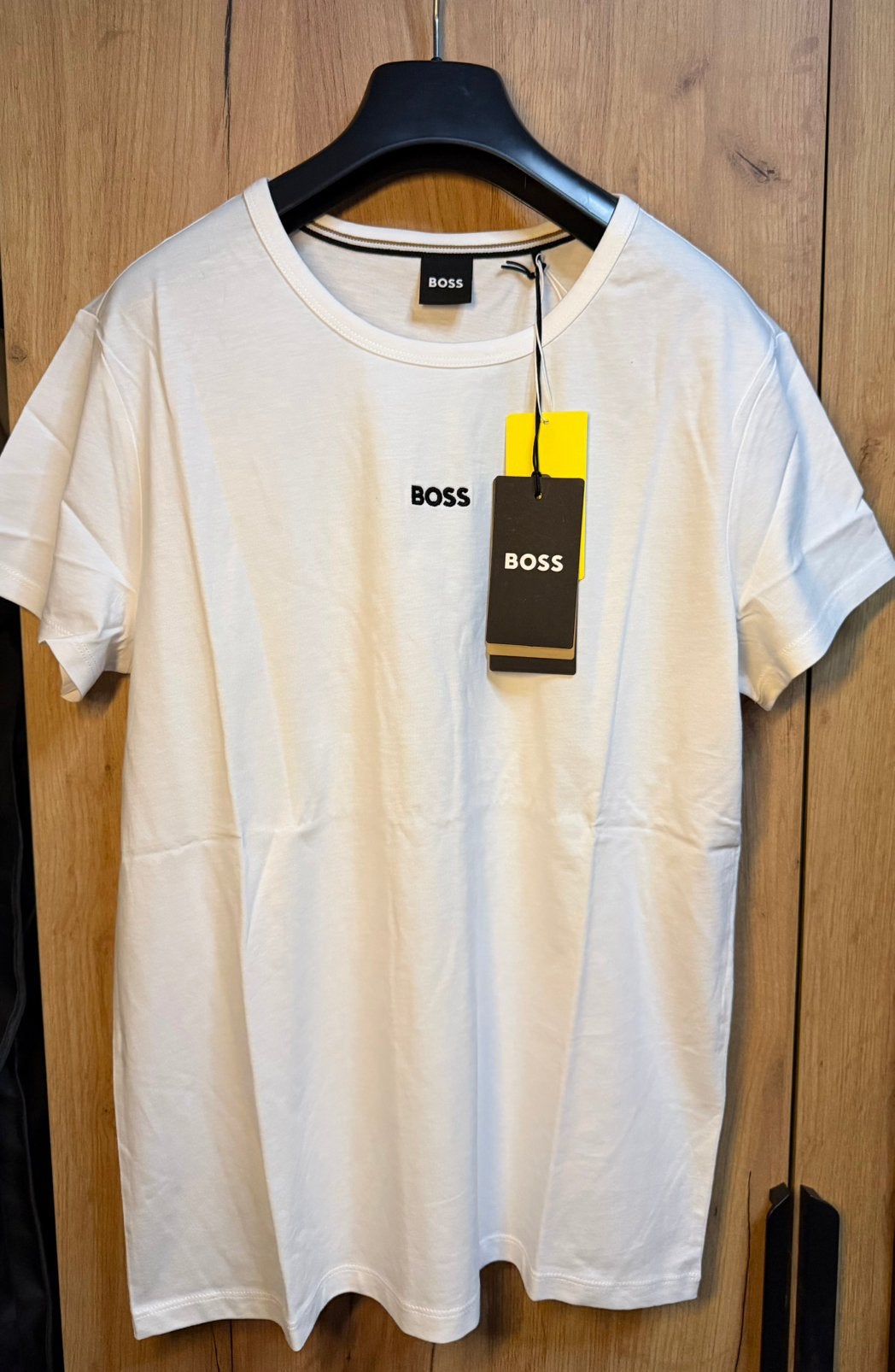 Wit hugo BOSS T-Shirt – Gloednieuw & Ongedragen! Gr L, Verzenden, Wit, Maat 42/44 (L), Nieuw