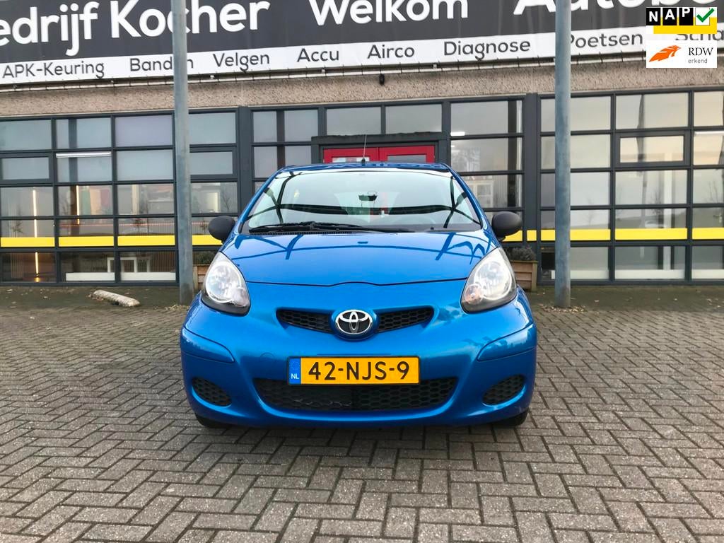 Toyota Aygo 1.0-12V Comfort, Voorwielaandrijving, Gebruikt, 68 pk, Origineel Nederlands