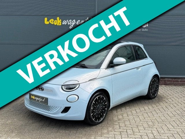 Fiat 500 e La Prima 42 kWh *carplay *camera *leder *17 inch, Auto's, Fiat, Gebruikt, 118 pk, Leder, Geïmporteerd