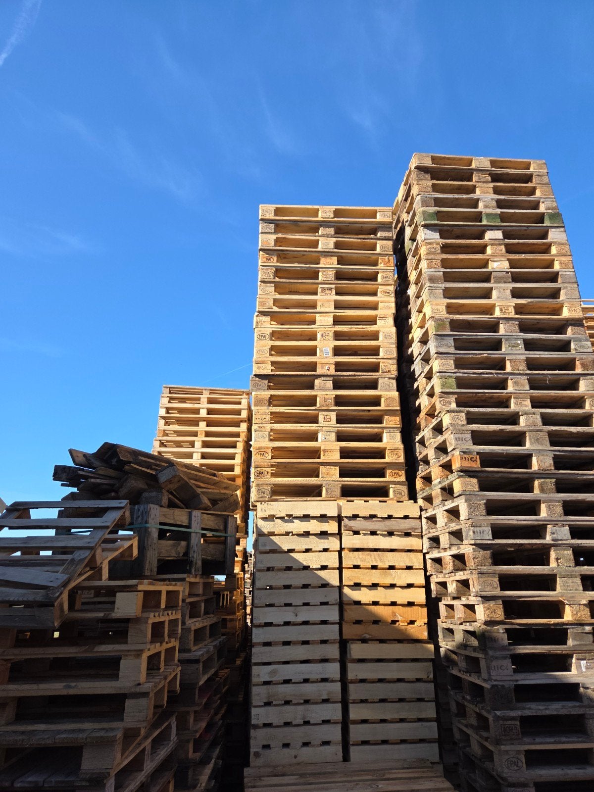pallets  display europallets, Doe-het-zelf en Verbouw, Minder dan 25 mm, Ophalen of Verzenden, Zo goed als nieuw, Pallet