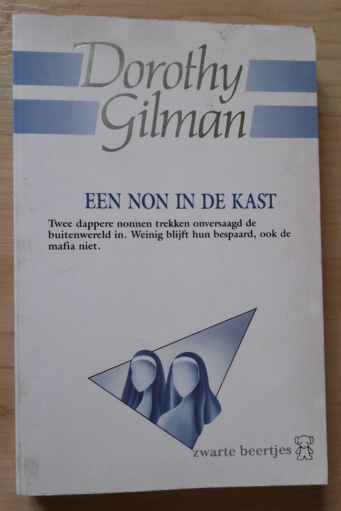 EEN NON IN DE KAST  Dorothy Gilman, Ophalen of Verzenden, Gelezen