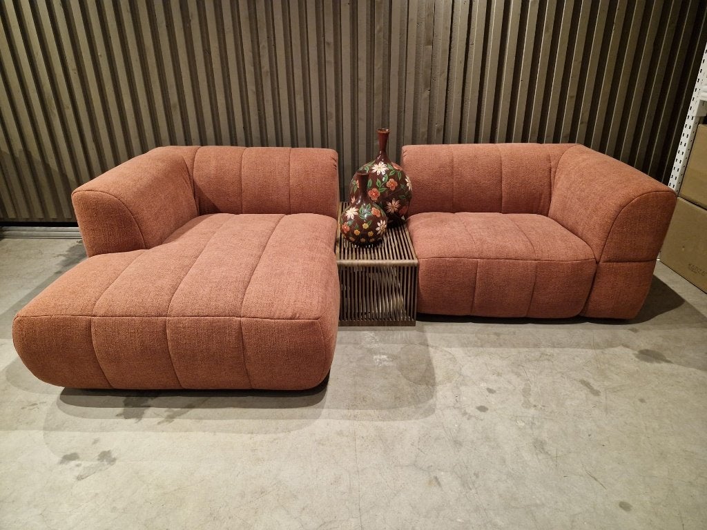 3-zits bank met ruime lounge in roodbruine stof SAMPLE SALE, Huis en Inrichting, Ophalen, ., Hoekbank, Dutch Tribes