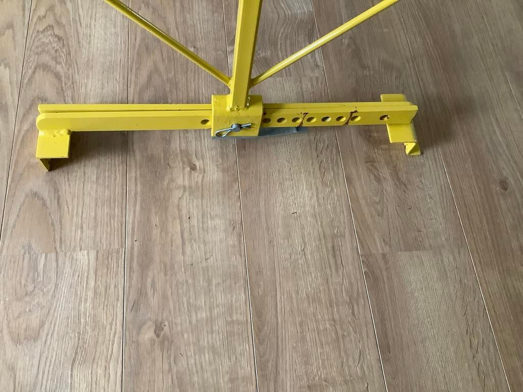 verstelbare stenenklem / tegeltiller, Ophalen, Zo goed als nieuw