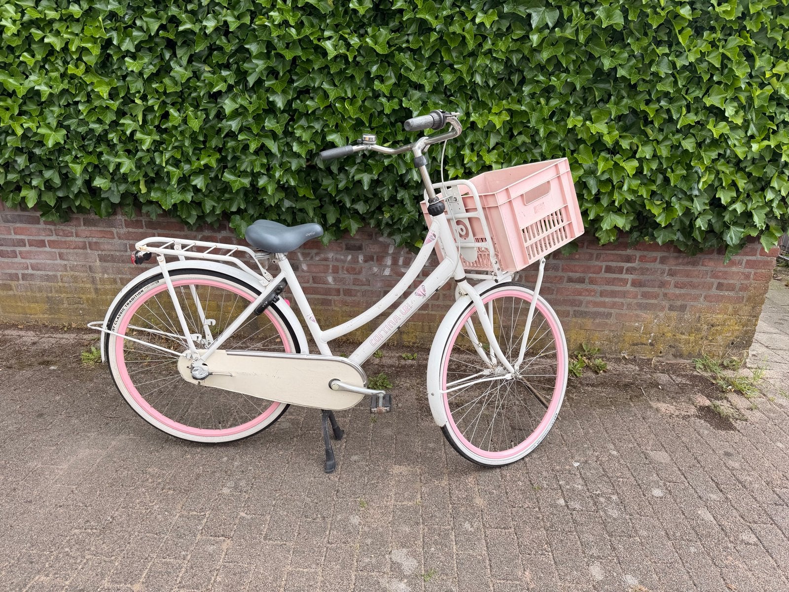 Cortina U4 Meisjesfiets - Wit/Roze, Ophalen, Gebruikt, 26 inch of meer, Handrem
