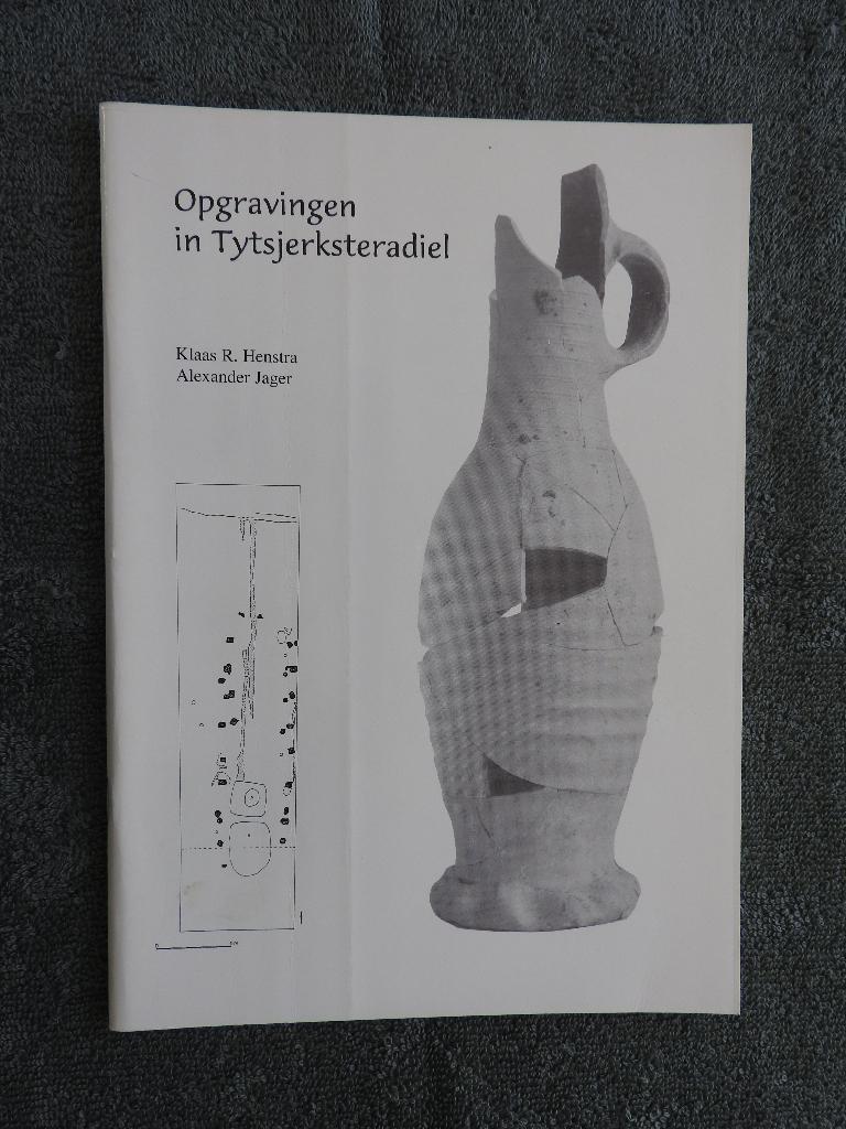 Opgravingen in Tytsjerksteradiel, Ophalen of Verzenden, Zo goed als nieuw