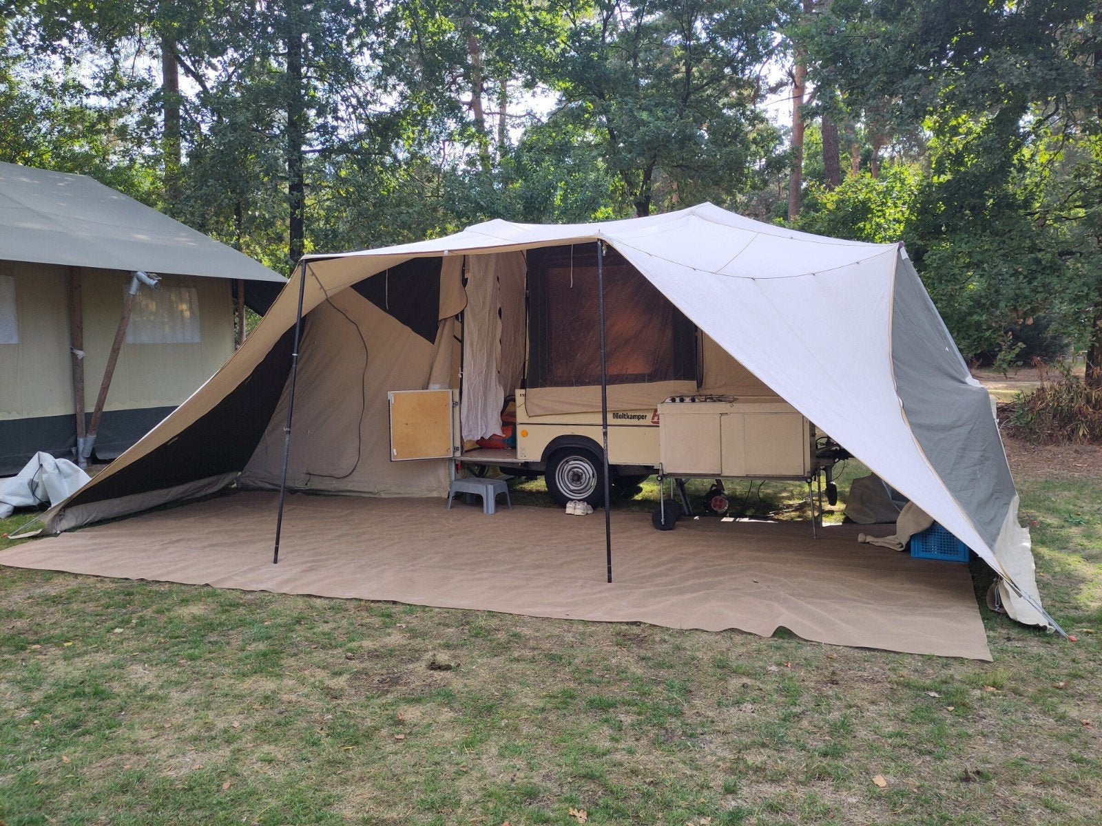 Holtkamper Flyer vouwwagen 4-persoons incl. accessoires, Ophalen, Beige, Aanwezig, Holtkamper