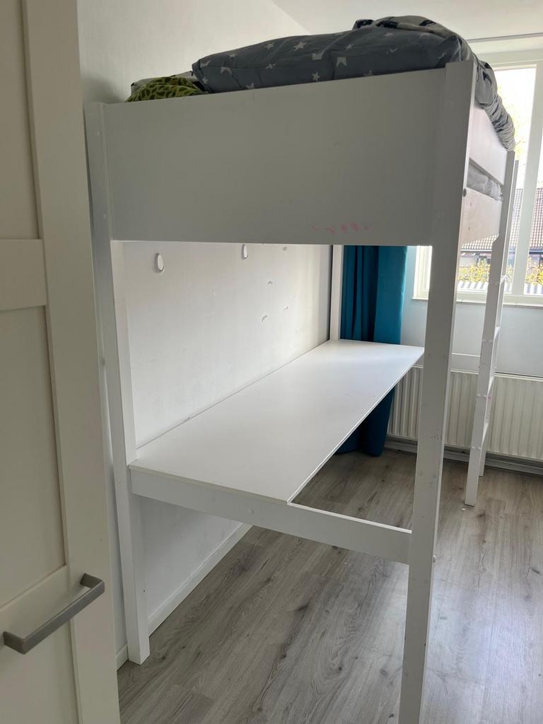 GRATIS af te halen !! Witte hoogslaper met bureau, Ophalen, Gebruikt, Hoogslaper