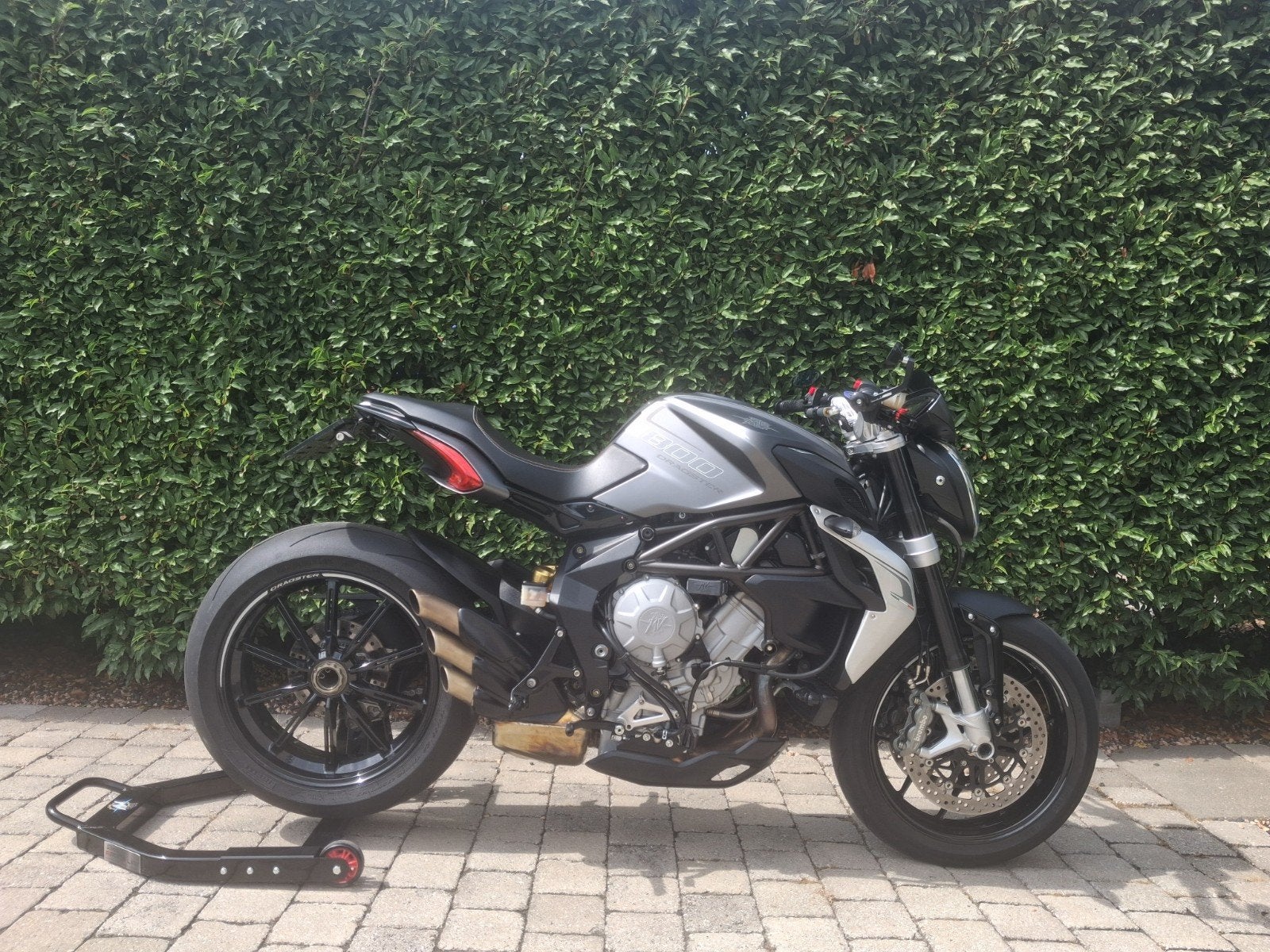**MV Agusta Brutale 800 Dragster **, Motoren, Particulier, Naked bike