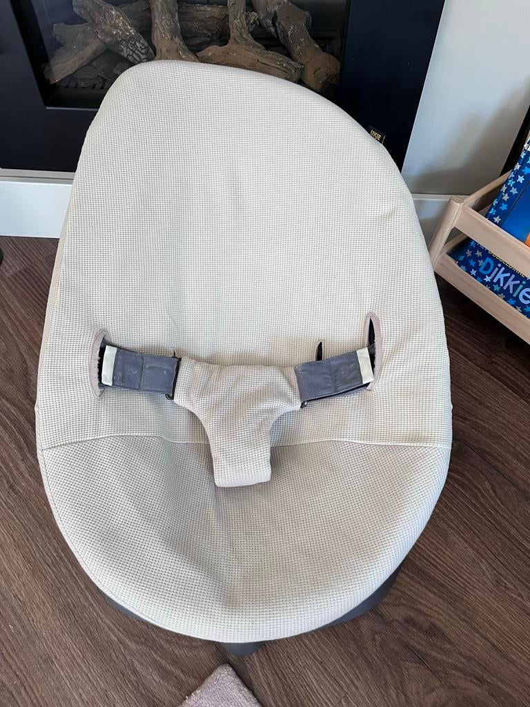 Nuna Leaf wipstoel met Ukje hoes - Zo goed als nieuw, Kinderen en Baby's, Wipstoeltjes, Wipstoel, Ophalen, Overige merken, Met gordel(s) of riempje(s)