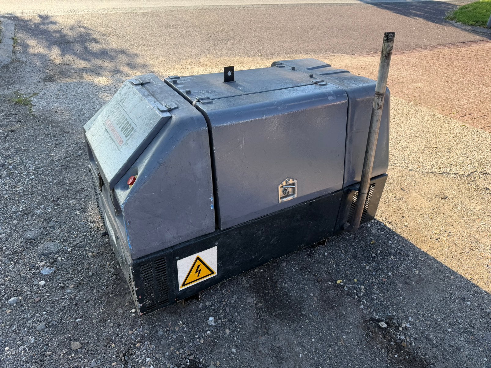 15 KVA aggregaat 230/400V Lister diesel Stamford generator, Ophalen, Gebruikt, 10 tot 30 kVA, Elektrisch startend