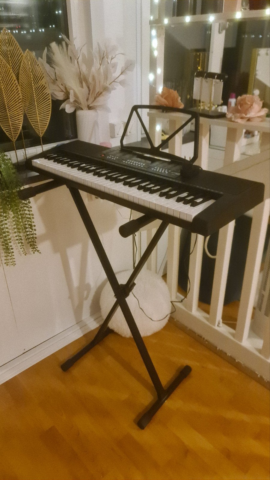 61 toetsen keyboard met standaard - ideaal voor beginners !!, Met standaard, Ophalen, Overige merken, 61 toetsen