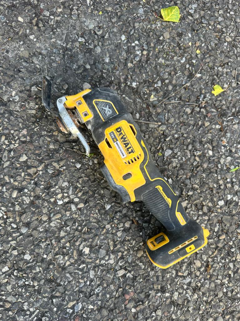 DeWalt 18V XR Brushless Multitool (body only), Ophalen, Gebruikt