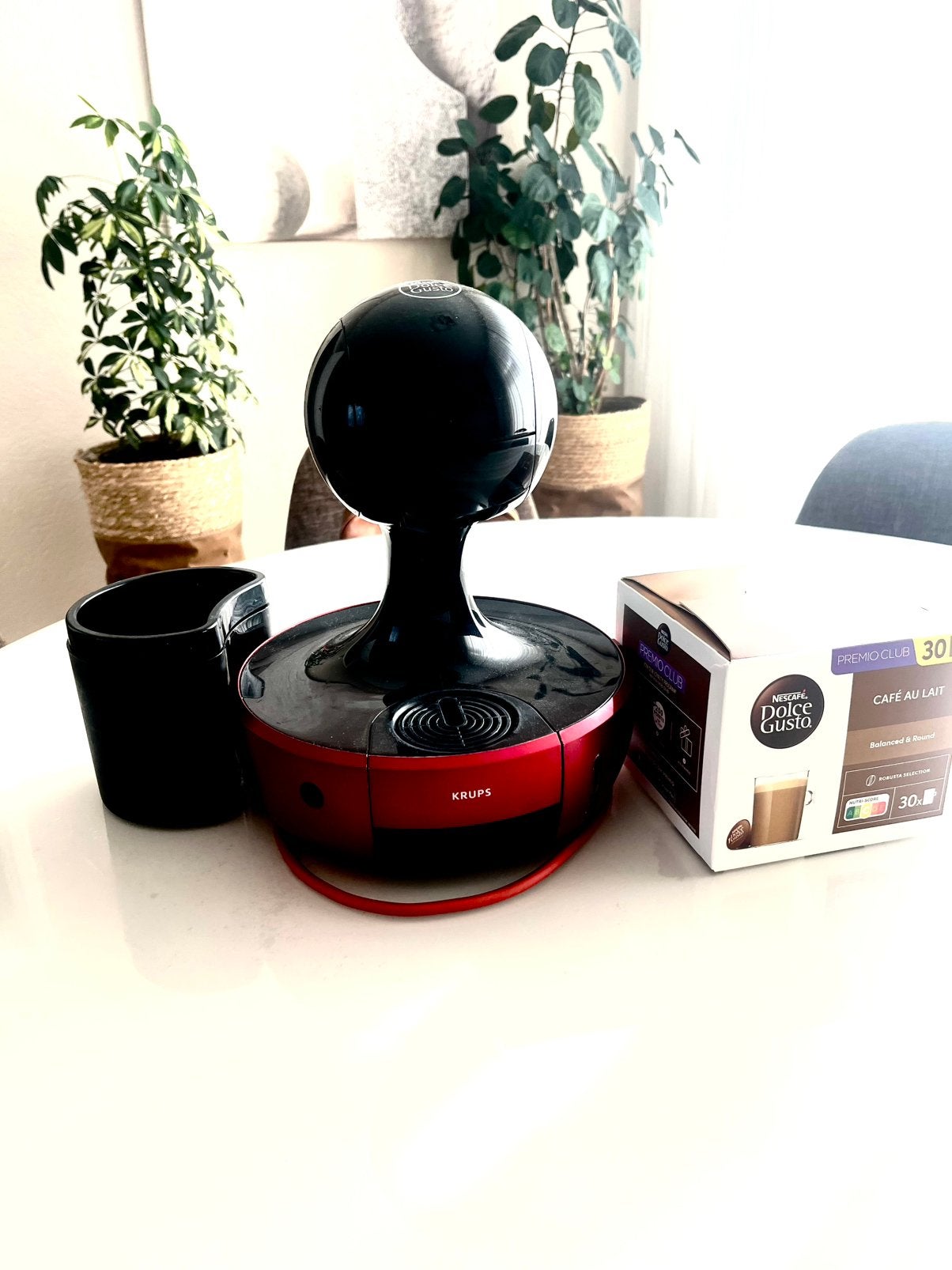 Krups NESCAFÉ Dolce Gusto Drop Machine + 30 koffiecapsules, Witgoed en Apparatuur, Ophalen of Verzenden, Zo goed als nieuw, Koffiemachine