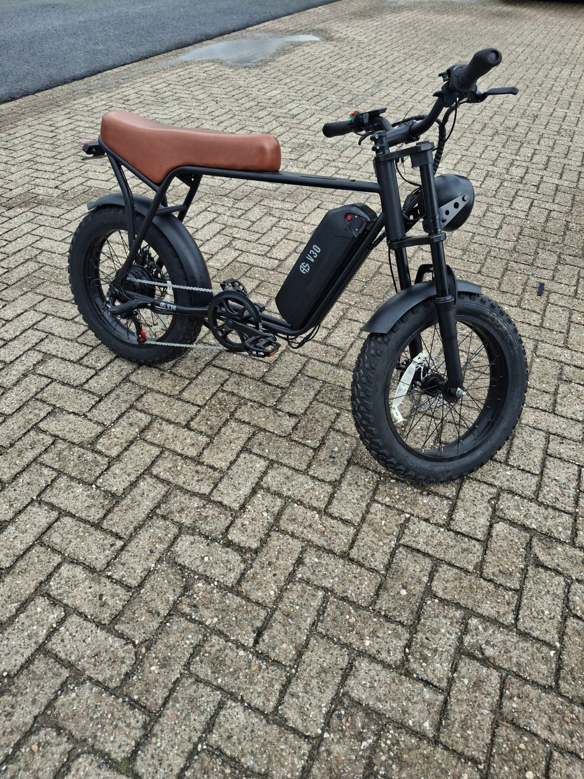 AS V-30 Fat Bike - Nieuw in doos fatbike, Nieuw, 51 tot 55 cm, 50 km per accu of meer, Ophalen