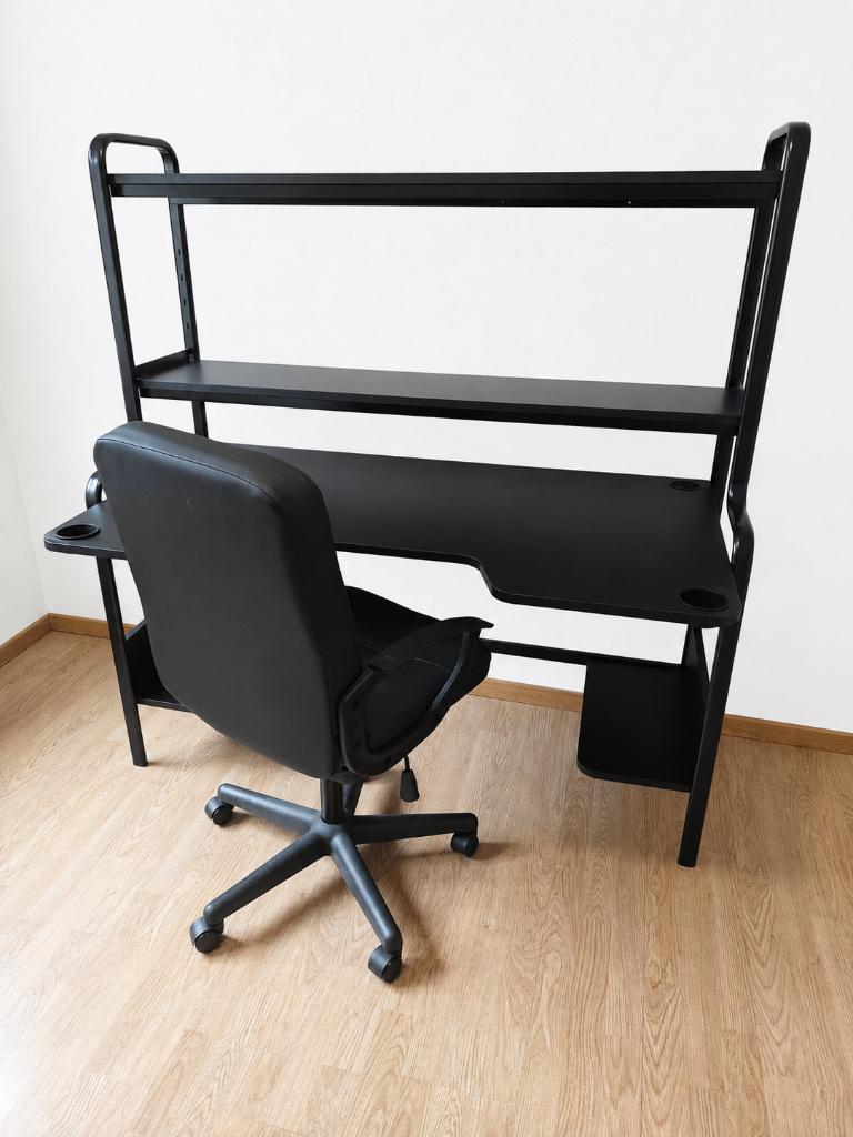 Gamebureau zwart + bureaustoel, Huis en Inrichting, Ophalen, Spaanplaat of MDF, 74 cm, Zo goed als nieuw