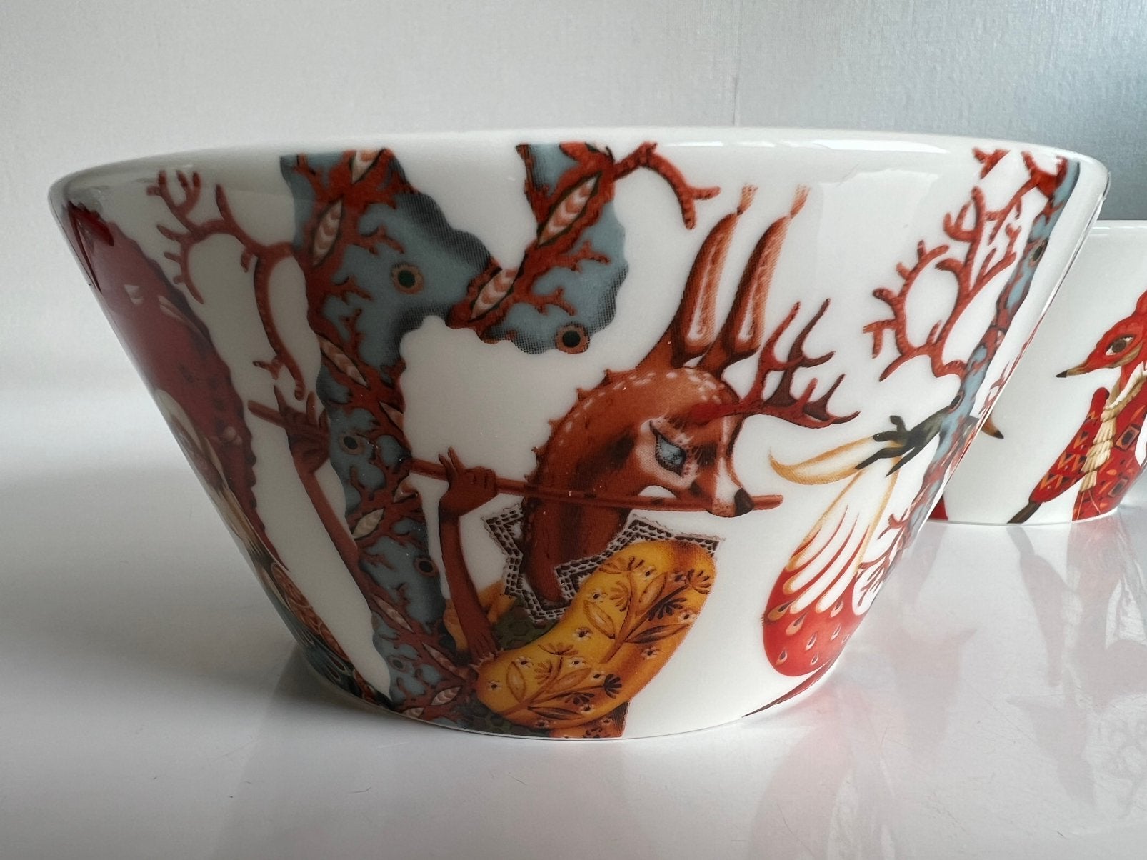 Iittala Tanssi Schaal Hen Vos Klaus Haapaniemi Ø15 cm, Ophalen of Verzenden, Overige stijlen, Porselein, Schaal of Schalen