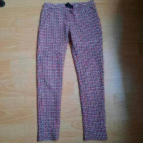 Zachte broek 122 merk We, Kinderen en Baby's, Kinderkleding | Maat 122, Verzenden, Gebruikt, Meisje, Broek