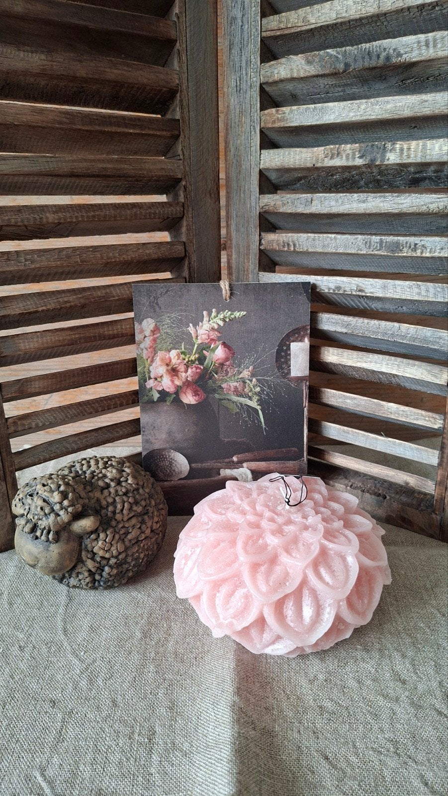 Kaars Dahlia Pink 15x10cm Daan Kromhout, Ophalen of Verzenden, Nieuw, Kaars