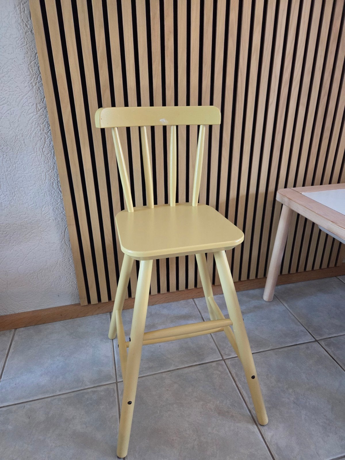 Ikea kinderstoel, 1 kruk, Ophalen of Verzenden, Gebruikt, 60 tot 90 cm