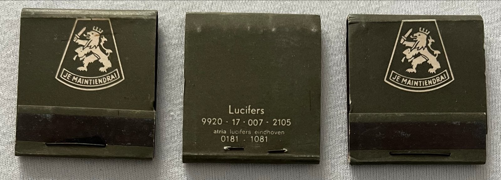 Vintage luciferdoosjes 'Je Maintiendrai' - Atria Lucifers, Ophalen of Verzenden, Gebruikt, Luciferdoosjes of -merken