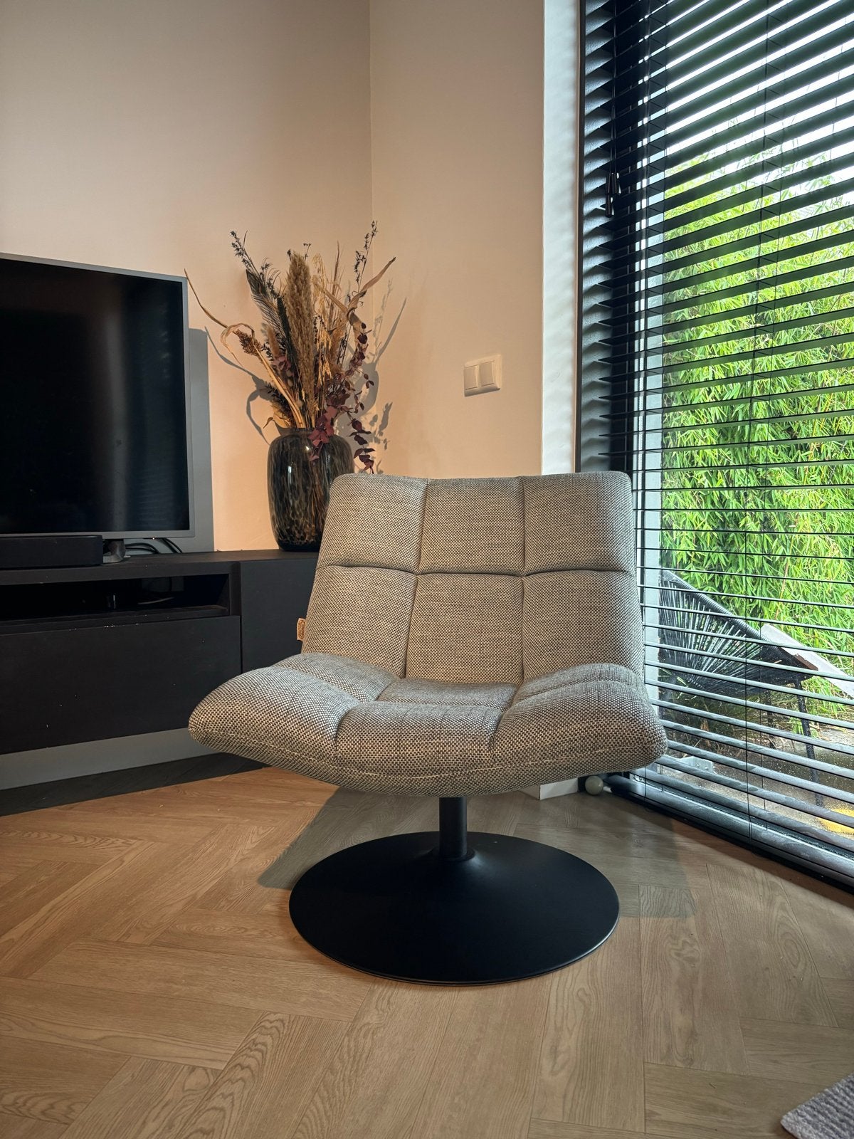 Draai fauteuil Dutchbone Bar licht grijs, Ophalen, Zo goed als nieuw, Eén, Stof