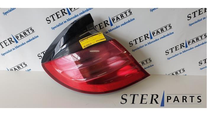 Achterlicht links van een Mercedes C-Klasse, Auto-onderdelen, Gebruikt, -, Ophalen of Verzenden, -