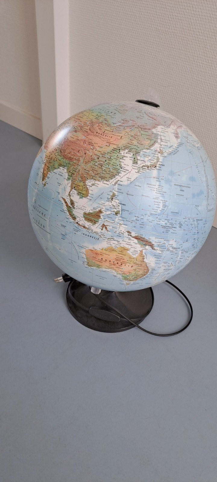 wereldbol lamp, Ophalen of Verzenden, Zo goed als nieuw
