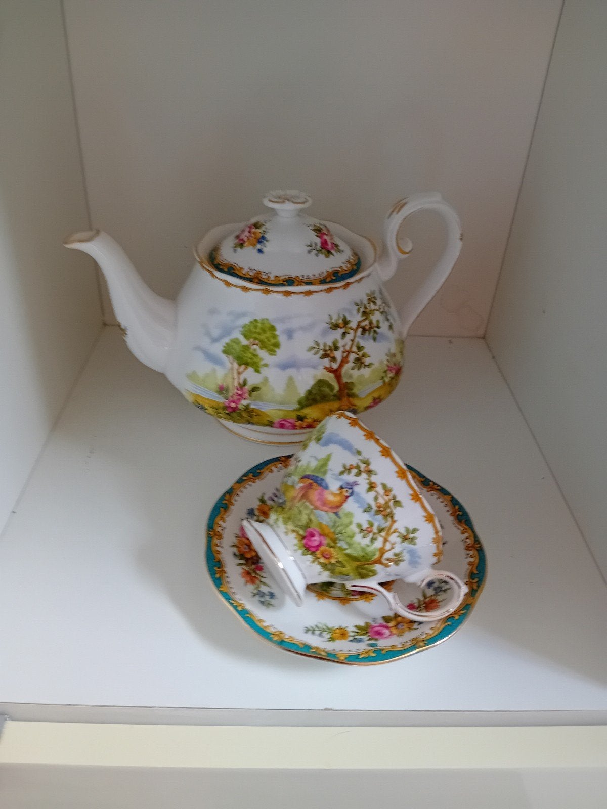 Royal Albert Chelsea Bird Theepot en Kop en Schotel, Ophalen of Verzenden