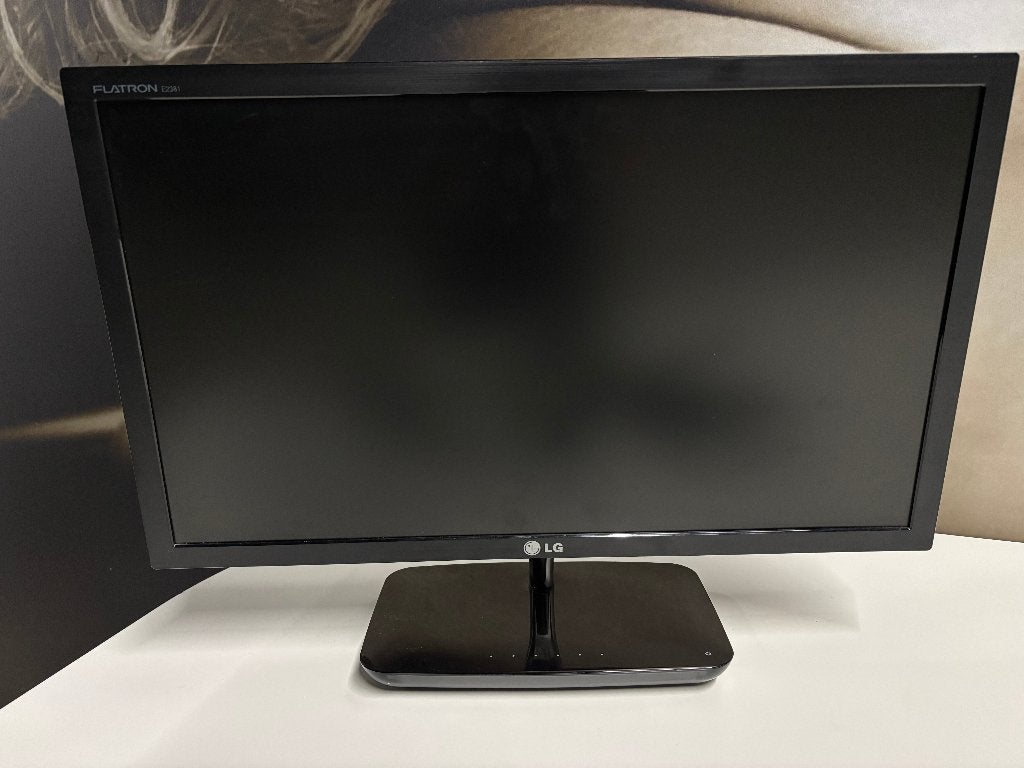 LG Flatron 23 inch - inclusief kabel en adapter, Ophalen, Full HD, TN, LG