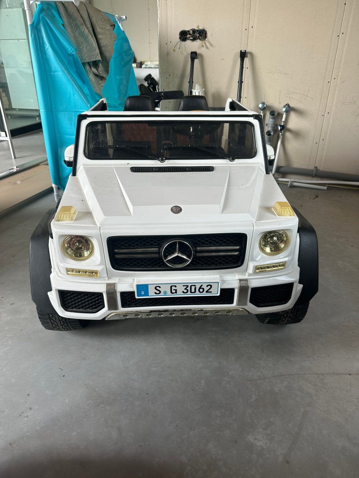 Mercedes kinderauto, Ophalen, Gebruikt