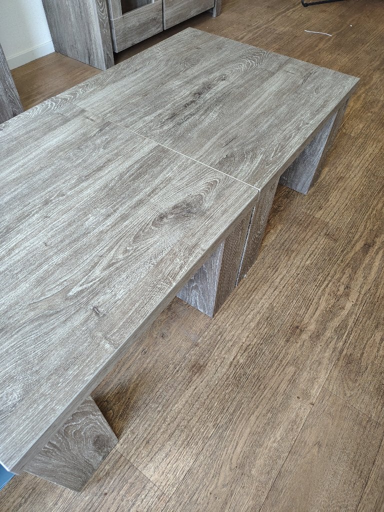 Foto 7 van Servieskast, televisie meubel en 2 salontafeltjes