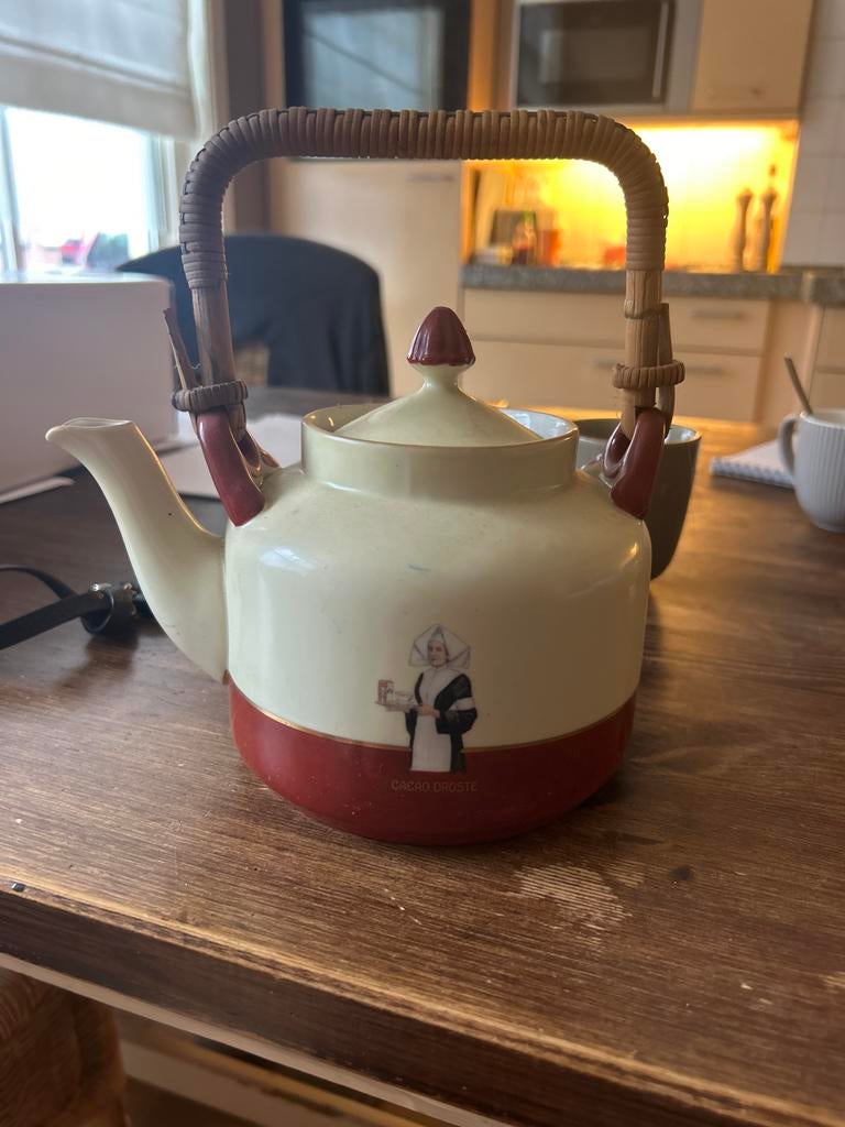 Vintage Droste Cacao Theepot met rieten hengsel, Verzenden