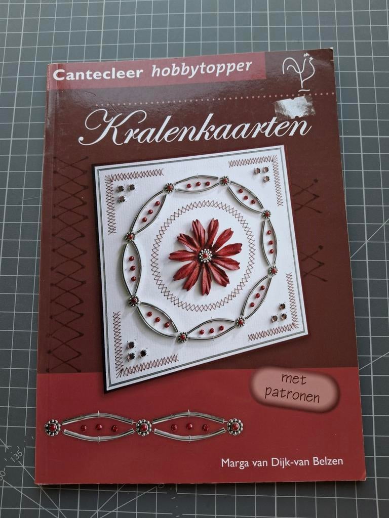 8 Boeken borduren op papier en kralenkaarten, Hobby en Vrije tijd, Kaarten | Zelf maken, Ophalen