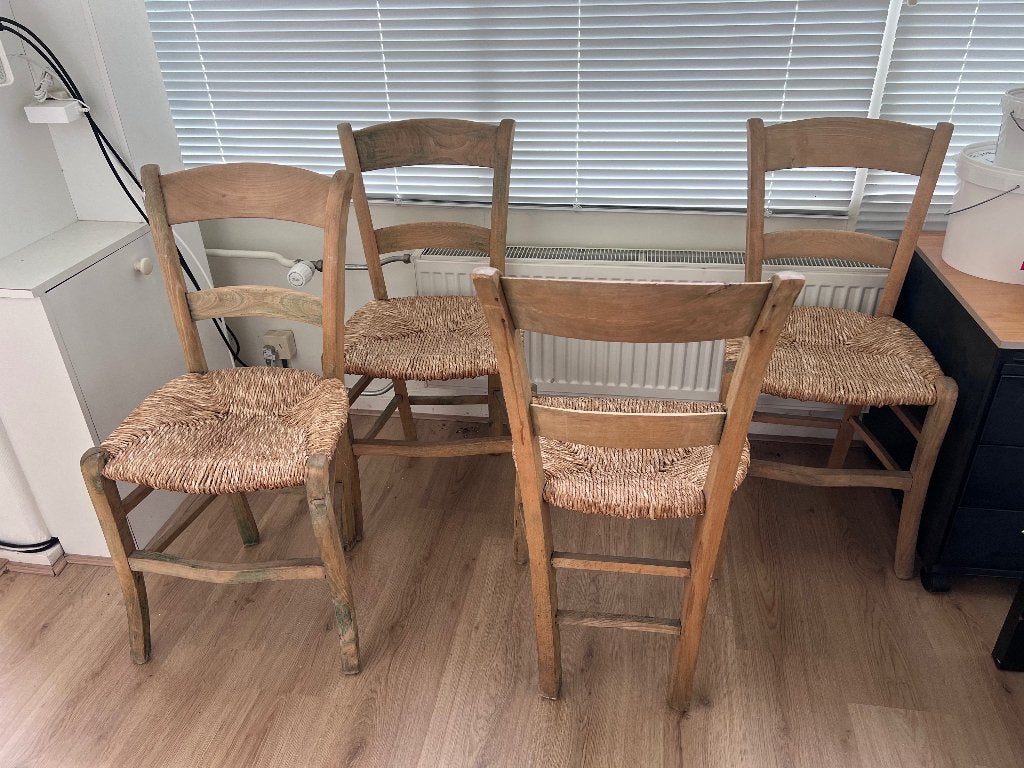 4 boerenstoeltjes, hout met riet, Ophalen, Gebruikt, Bruin, Hout