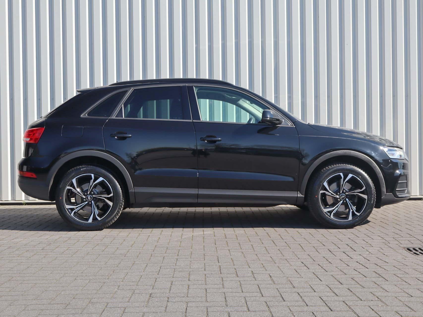 Audi Q3 1.4 TFSI 150pk S-tronic CoD Advance Sport | Navigati, Auto's, 12 maanden, 1380 kg, 4 cilinders, Leder en Stof