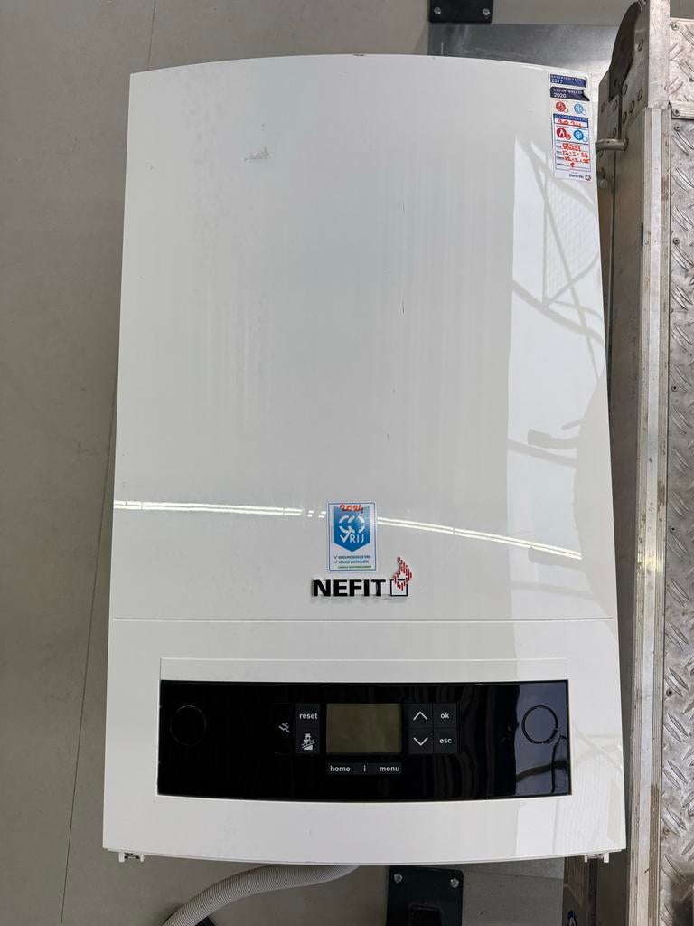 Nefit Trendline CW5 CV-ketel met Bosch EasyControl thermosta, Ophalen, Gebruikt, Hoog rendement (Hr), Cv-ketel of Combi-ketel