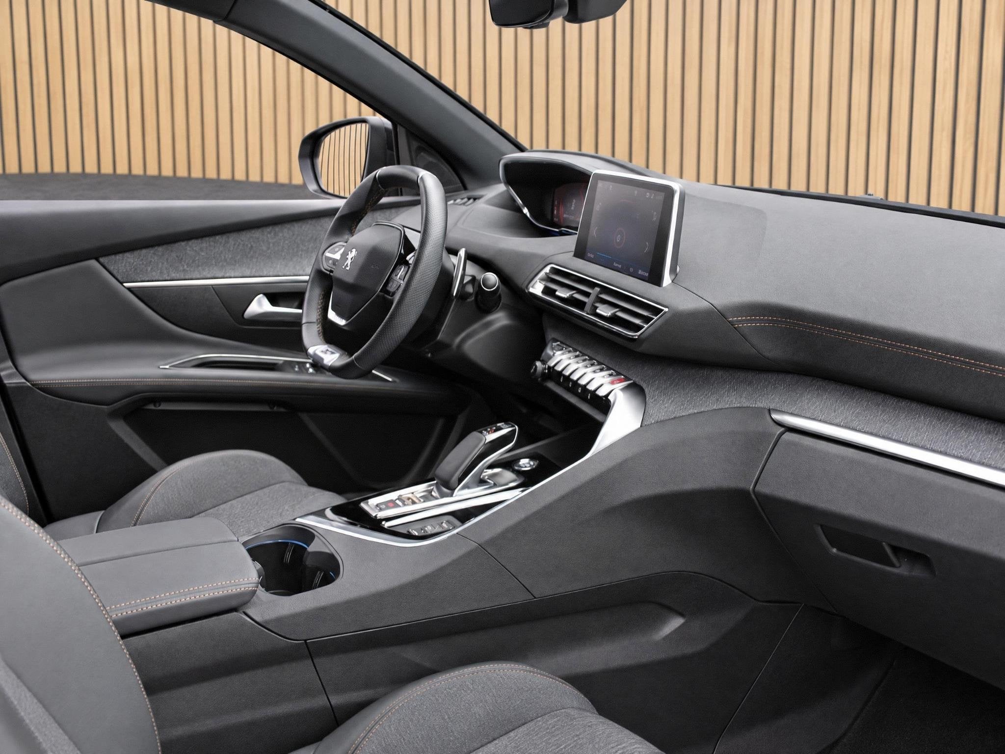 Peugeot 3008 1.6 HYbrid 225 GT Navigatie / Camera, 12 maanden, 4 cilinders, Zwart, Plug-in hybride