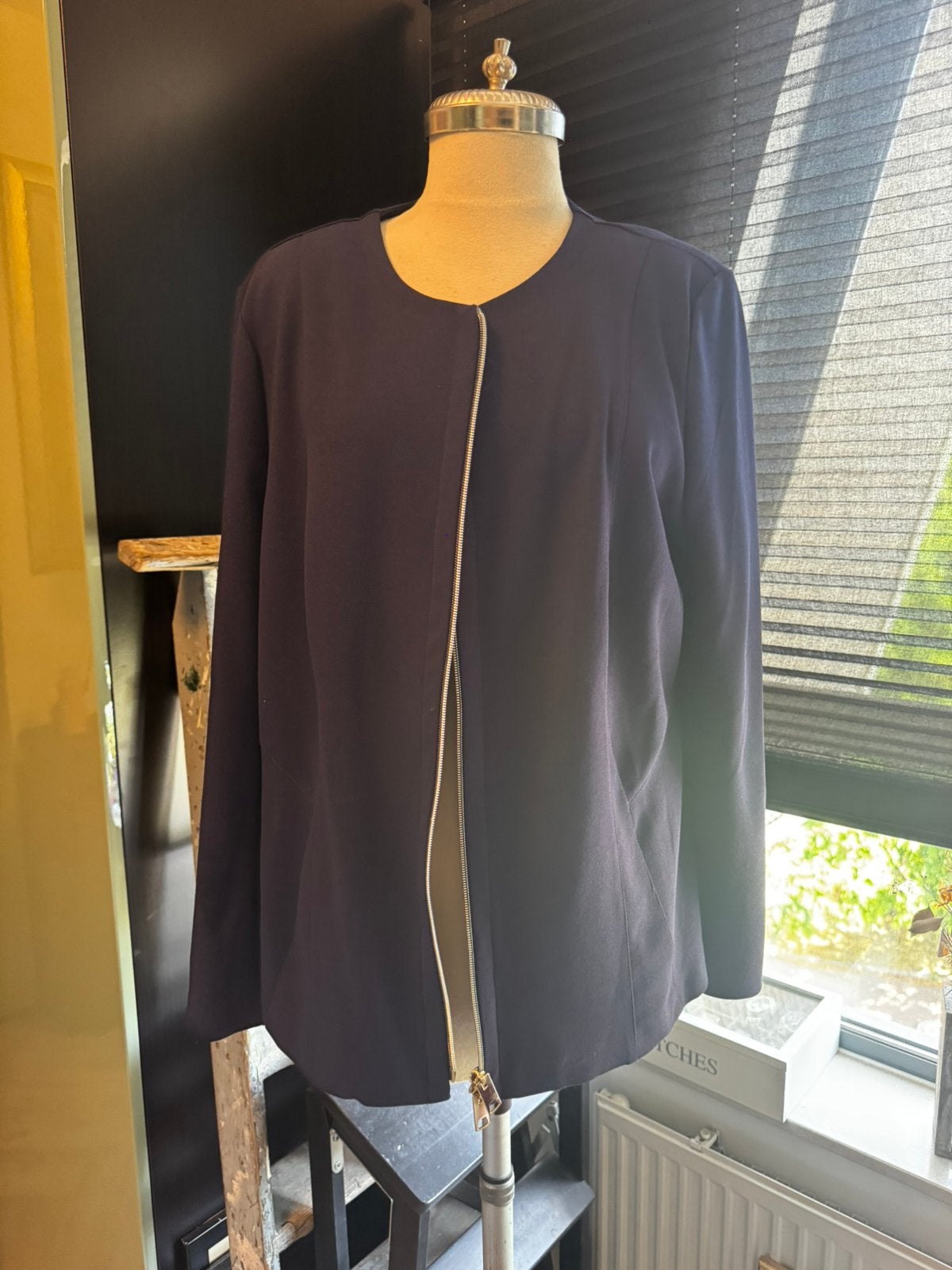 Sommermann - blauw jasje met ronde hals - maat 44, Ophalen of Verzenden, Zo goed als nieuw, Maat 42/44 (L), Blauw