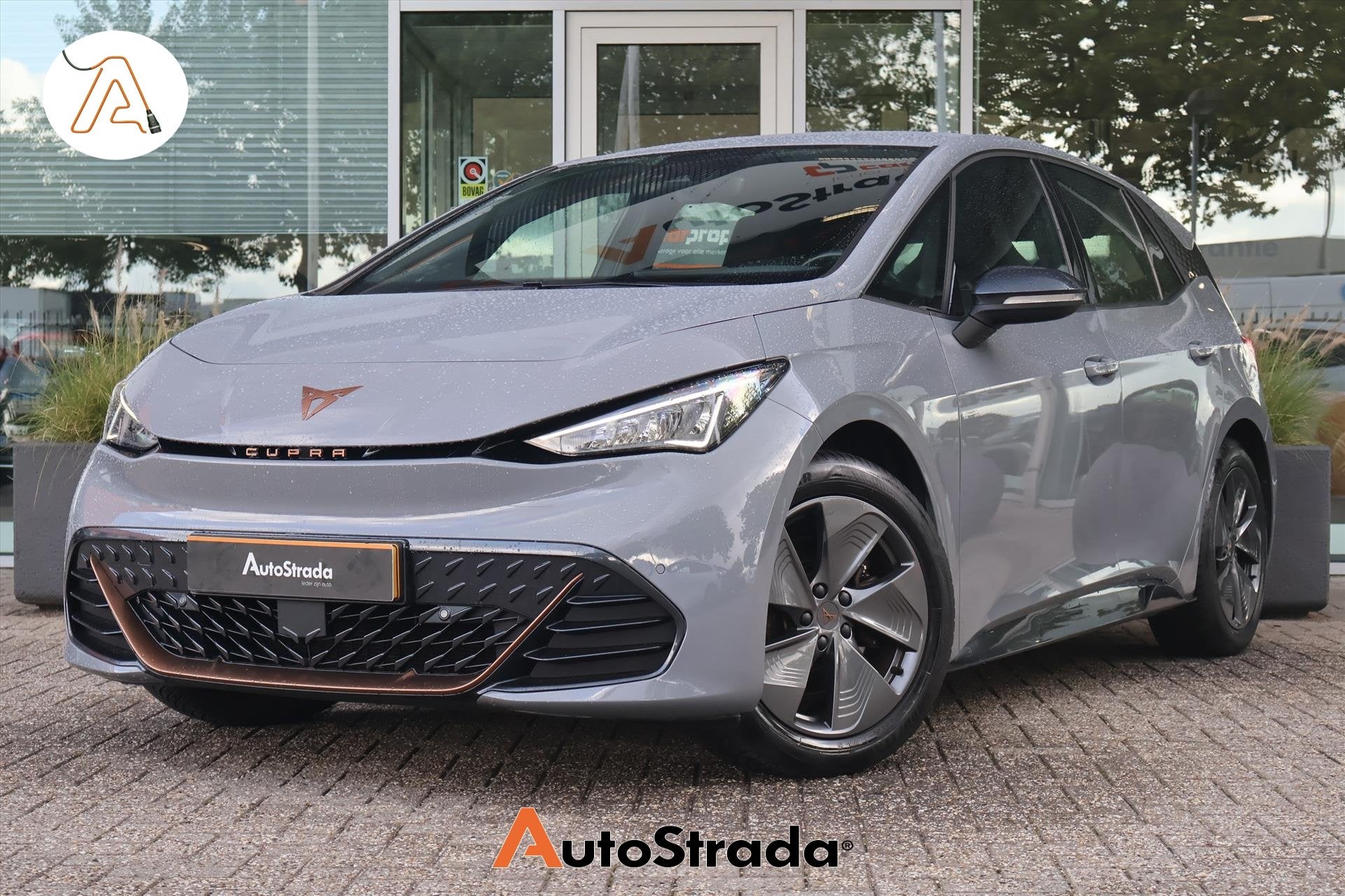 Cupra Born 58 kWh 204pk Business One SoH 91% | Camera | ACC, Auto's, Dealer onderhouden, Stof, Gebruikt, 95 pk