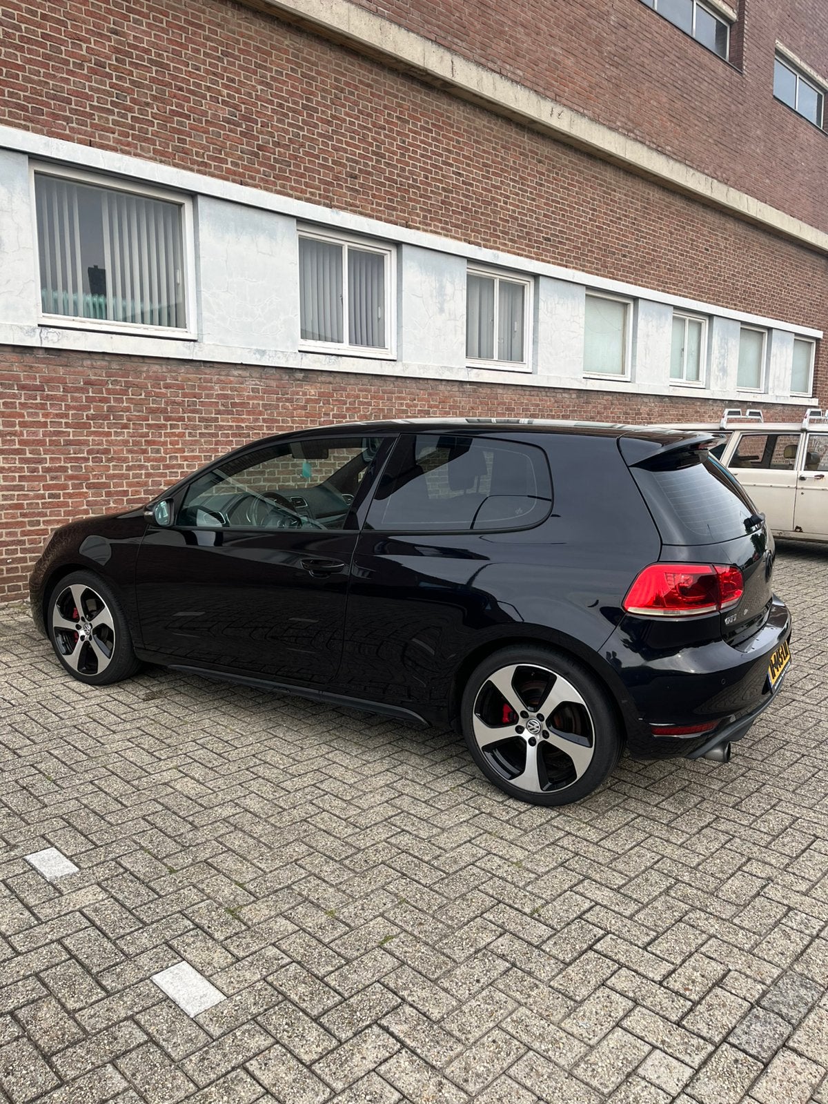 Volkswagen Golf 2.0 GTI 155KW 2012 Zwart, Auto's, Voorwielaandrijving, 4 cilinders, 1984 cc, Zwart