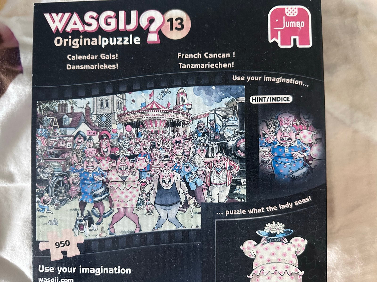 Wasgij Original 13: Calendar Gals! - 950 stukjes, Een of twee spelers, Ophalen, Gebruikt
