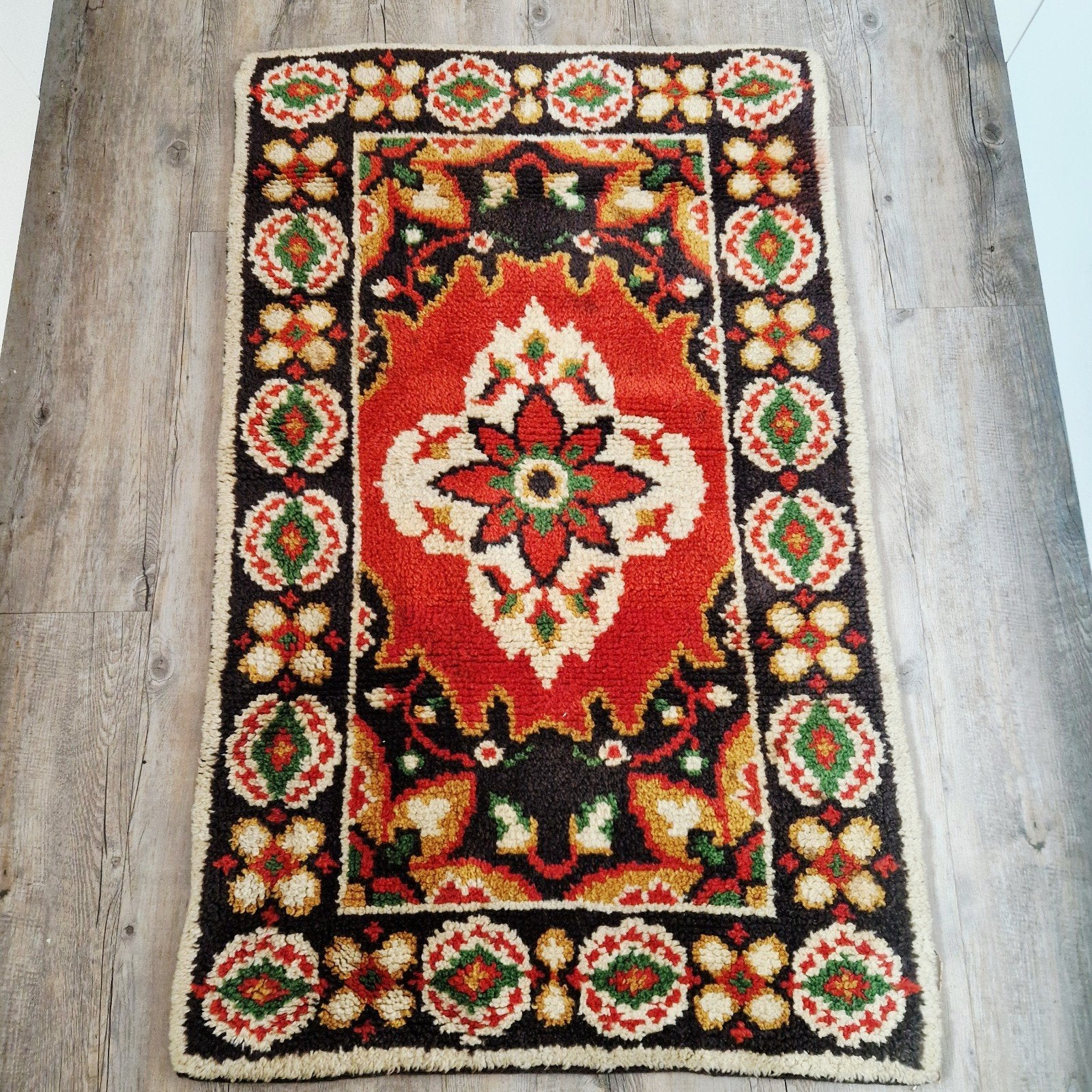 Vintage vloerkleed 130x80, 100 tot 150 cm, Brutalist, eclectisch, vintage, hip, Rechthoekig, 50 tot 100 cm