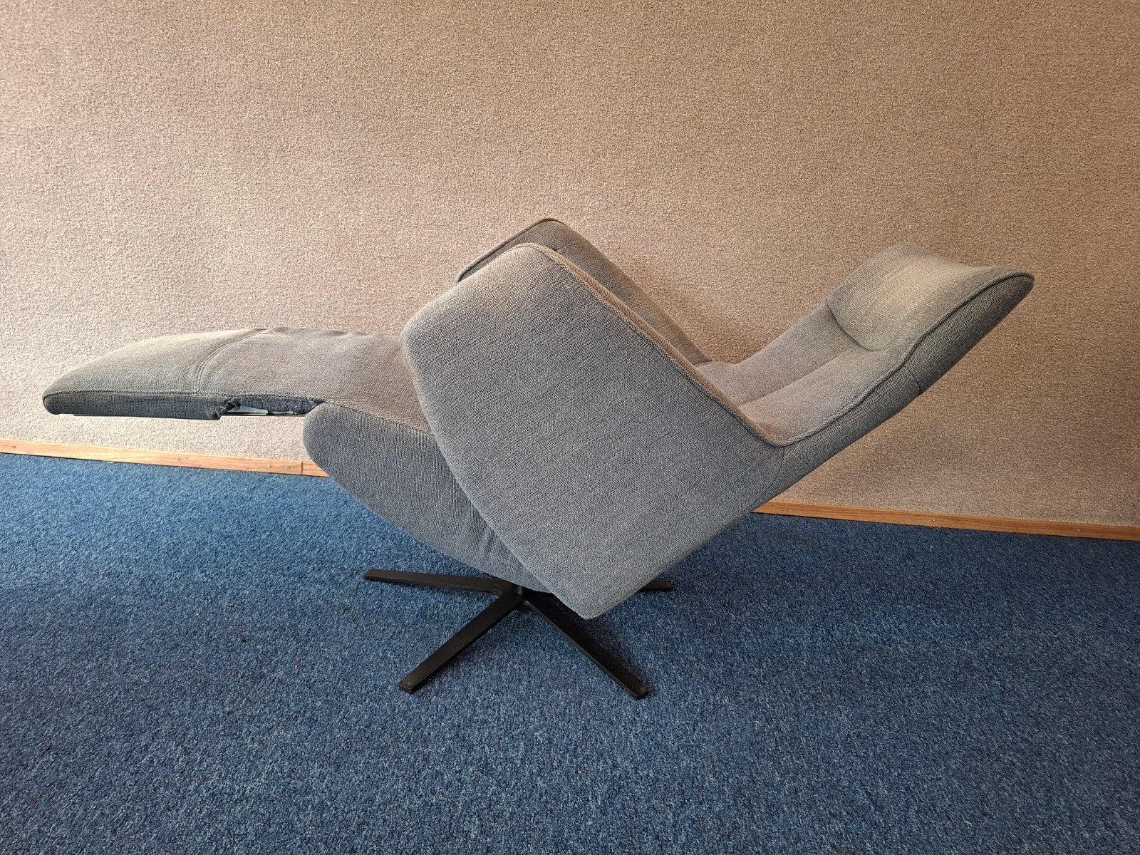 Sta op relax fauteuil de Toekomst twice extra luxe op accu, Ophalen of Verzenden, Zo goed als nieuw, Staopenrelax@gmail.com, Sta-op-en-relax