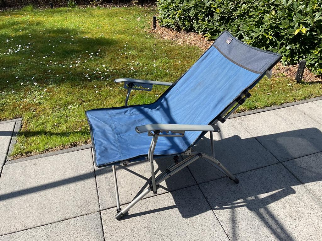Zware zit lig stoel blauw gebruikt ook fijn voor vissen, Tuin en Terras, Tuinstoelen, Ophalen, Gebruikt