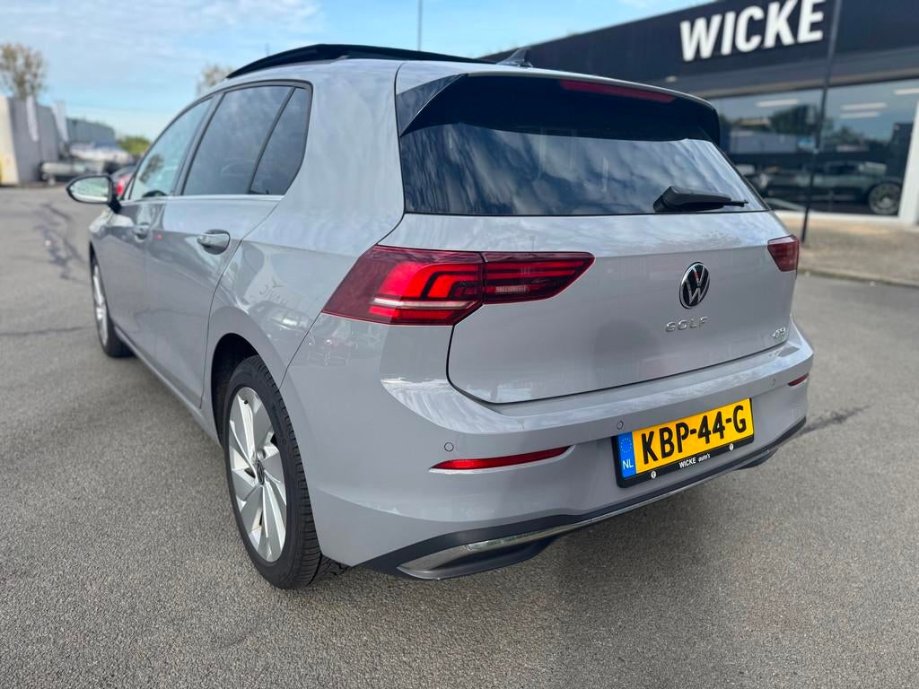 Volkswagen GOLF 1.5 eTSI DSG Panorama Camera facelift HUD Me, 150 pk, Alcantara, Bedrijf, 1276 kg