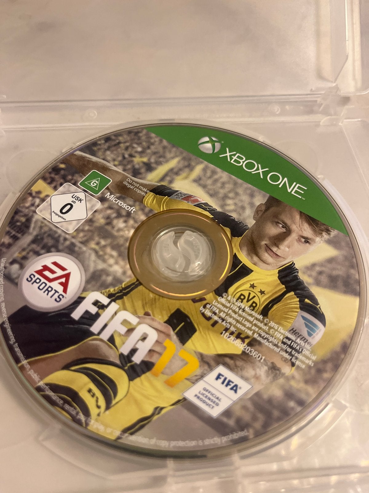 FIFA 17 voor Xbox One - Voetbalgame, Gebruikt, Eén computer, Ophalen of Verzenden, Sport