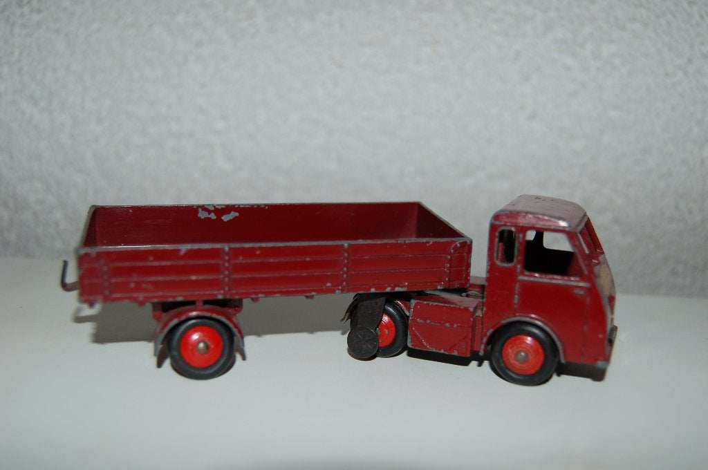 Dinky Toys - 3 vrachtwagens, Ophalen of Verzenden