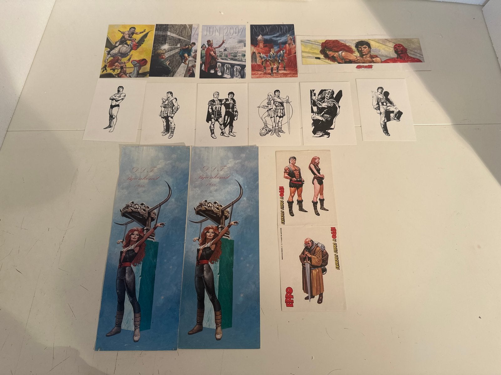 Ansichtkaart en Stickers - Diverse Collectie Don Lawrence, Boeken, Ophalen of Verzenden